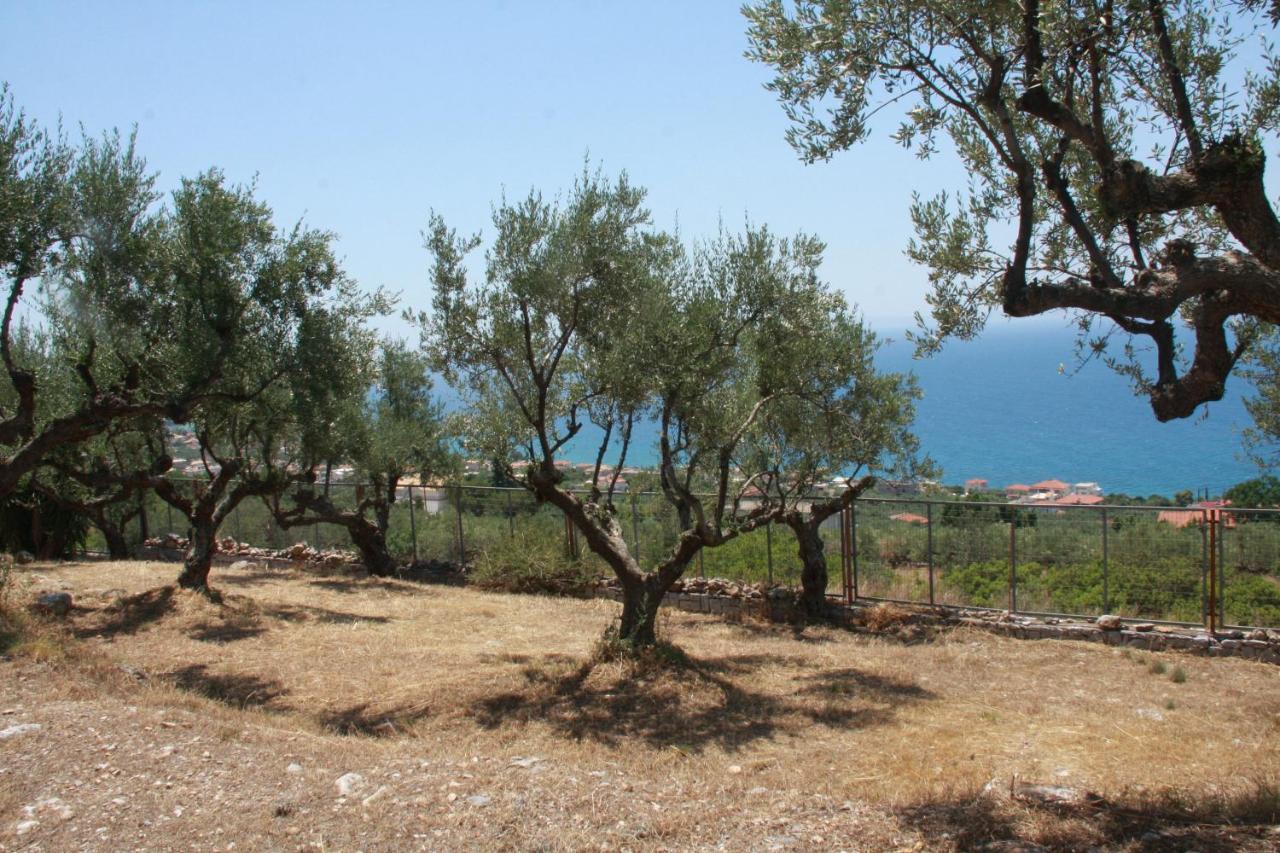 Villa Sea And Mountain View Kalamata Exterior foto