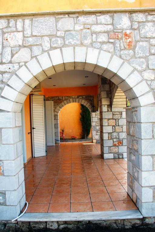 Villa Sea And Mountain View Kalamata Exterior foto